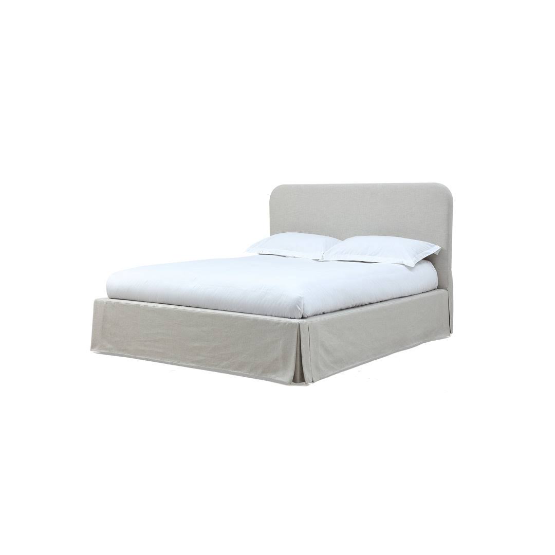 Upholstered Bed Size: King, Color: Fog