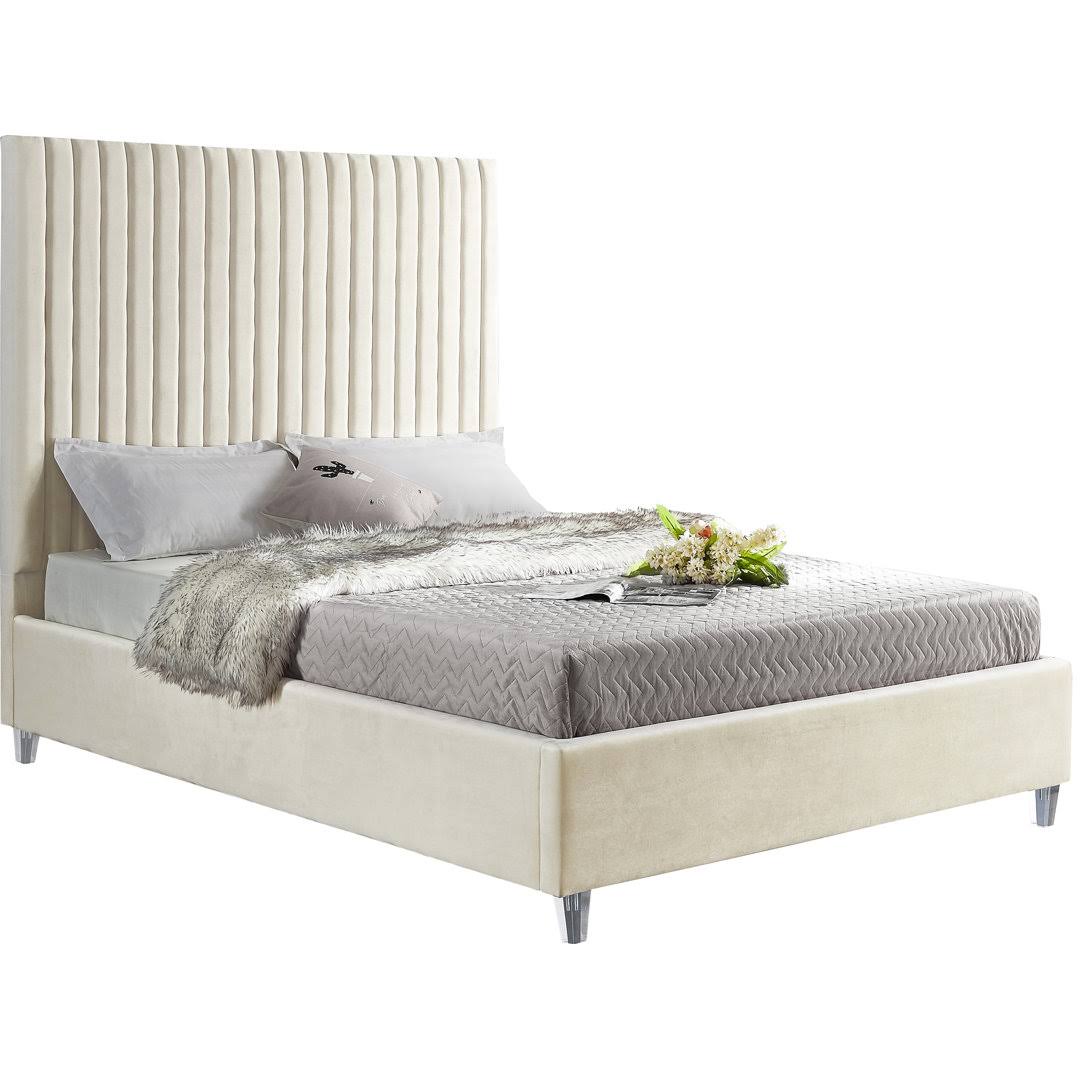 Tufted Low Profile Platform Bed Everly Quinn Color: Pink, Size: Full