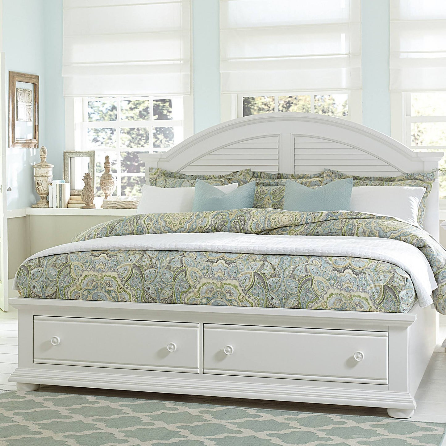 Summer House I Queen Storage Footboard-607-Br14fs