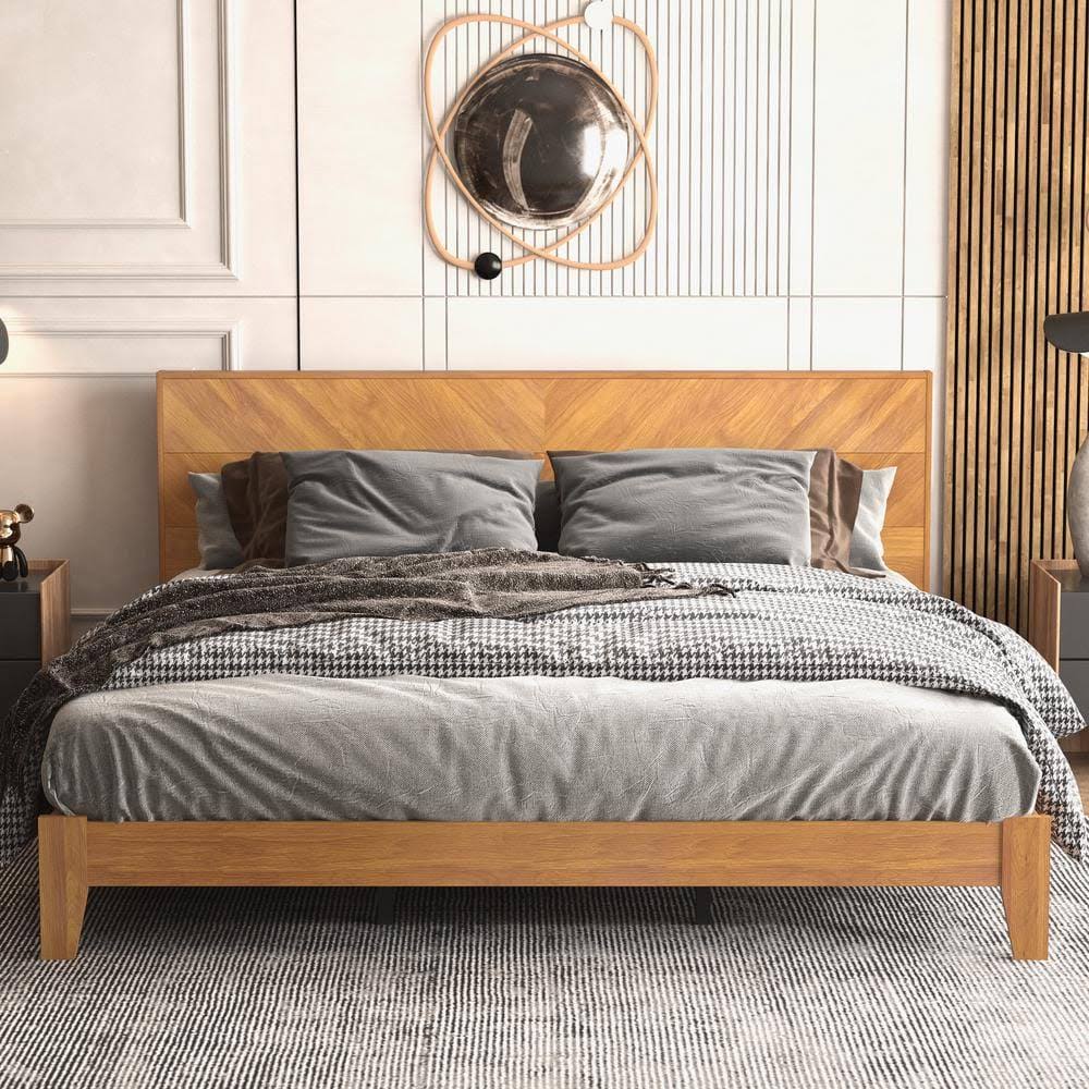 Weiss Oslo Oak Wood Frame Queen Platform Bed With Headboard